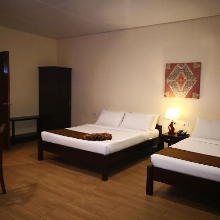 Sea Garden Resort Iloilo Exterior foto