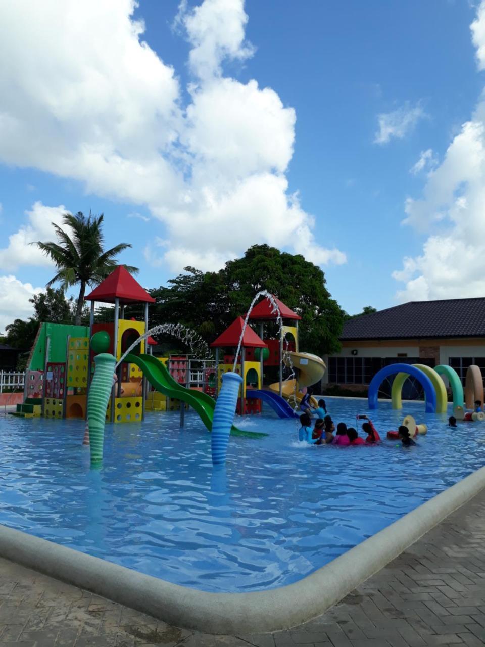 Sea Garden Resort Iloilo Exterior foto