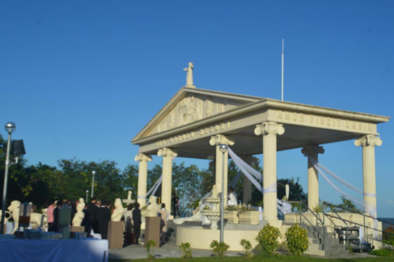 Sea Garden Resort Iloilo Exterior foto